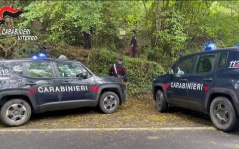 Armi da guerra e droga, catturato il presunto capo della banda