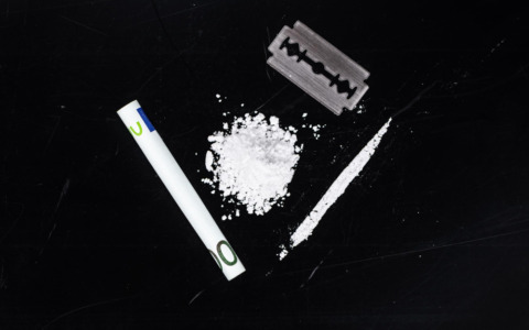 Scoperta cocaina e contanti in un bar: denunciato il titolare