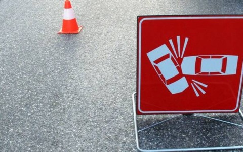 Tragedia nei boschi: giovane di 23 anni schiacciato da un tronco