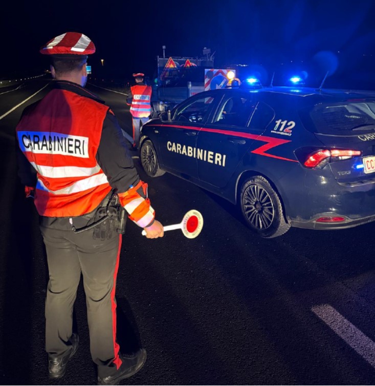 Incidente mortale per un 80enne alla guida di un furgone