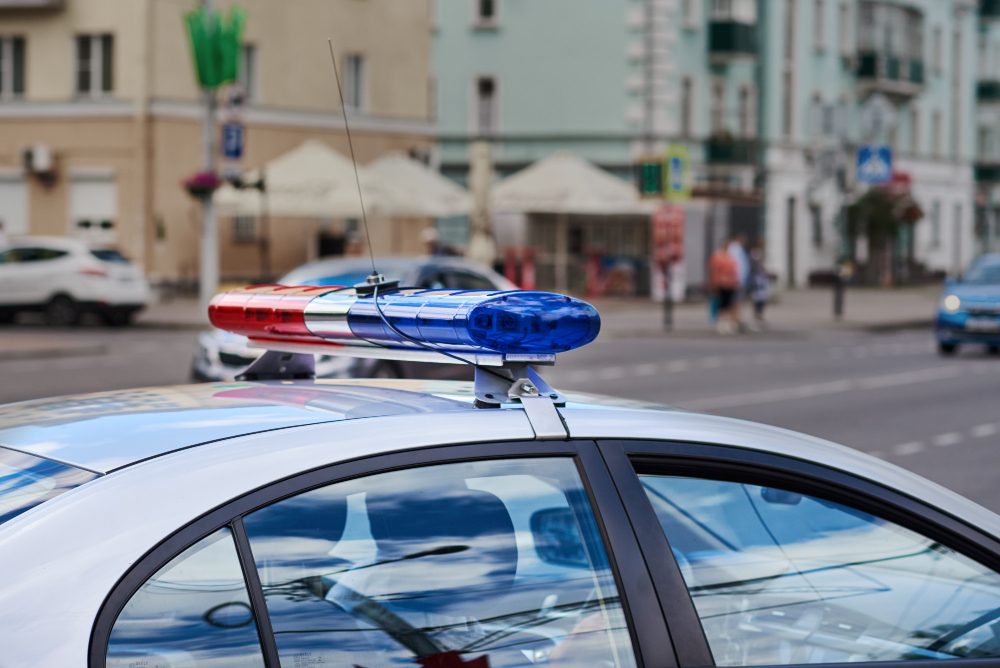 Stretta sui monopattini: 43 multe in due mesi, focus su casco e sicurezza