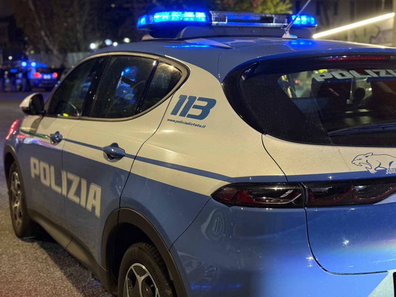 Abbandono di rifiuti in campagna: multa di 4.500 euro e patente ritirata