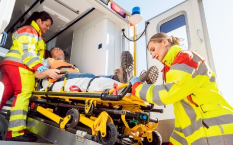 Cavalcavia chiuso per lavori: le deviazioni verso l’ospedale
