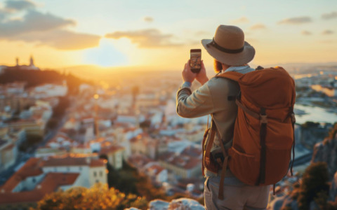 Cento appassionati seguono e fotografano ogni aereo