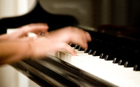 Lovere, 18 pianisti da tutto il mondo al concorso Tadini